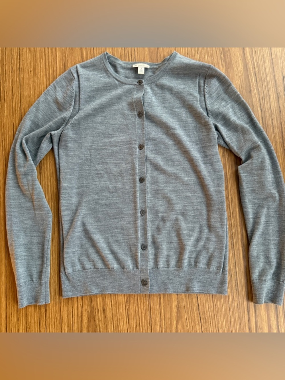 Gap 100% Merino Wool Gray Button Cardigan Small